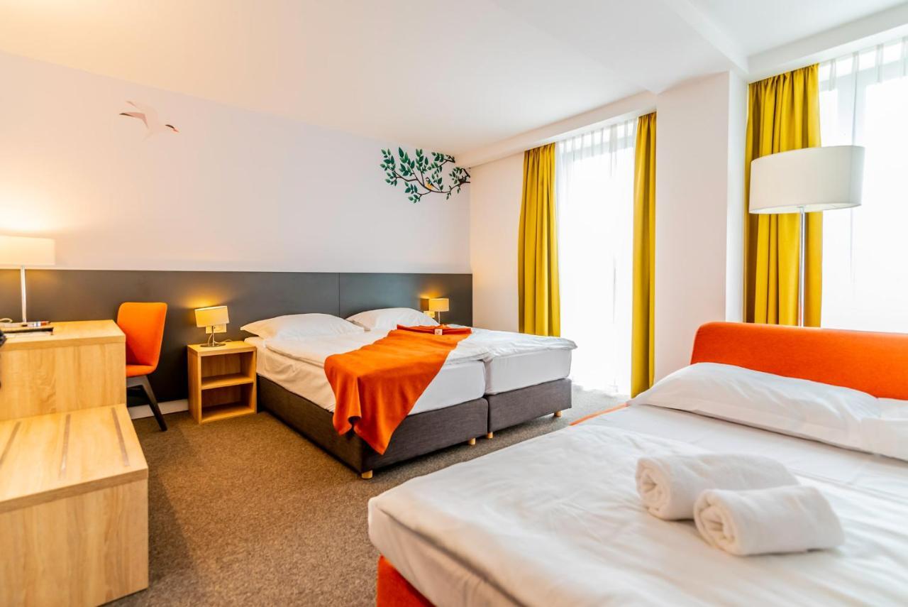 Hotel Park Superior 3* Cakovec Ngoại thất bức ảnh