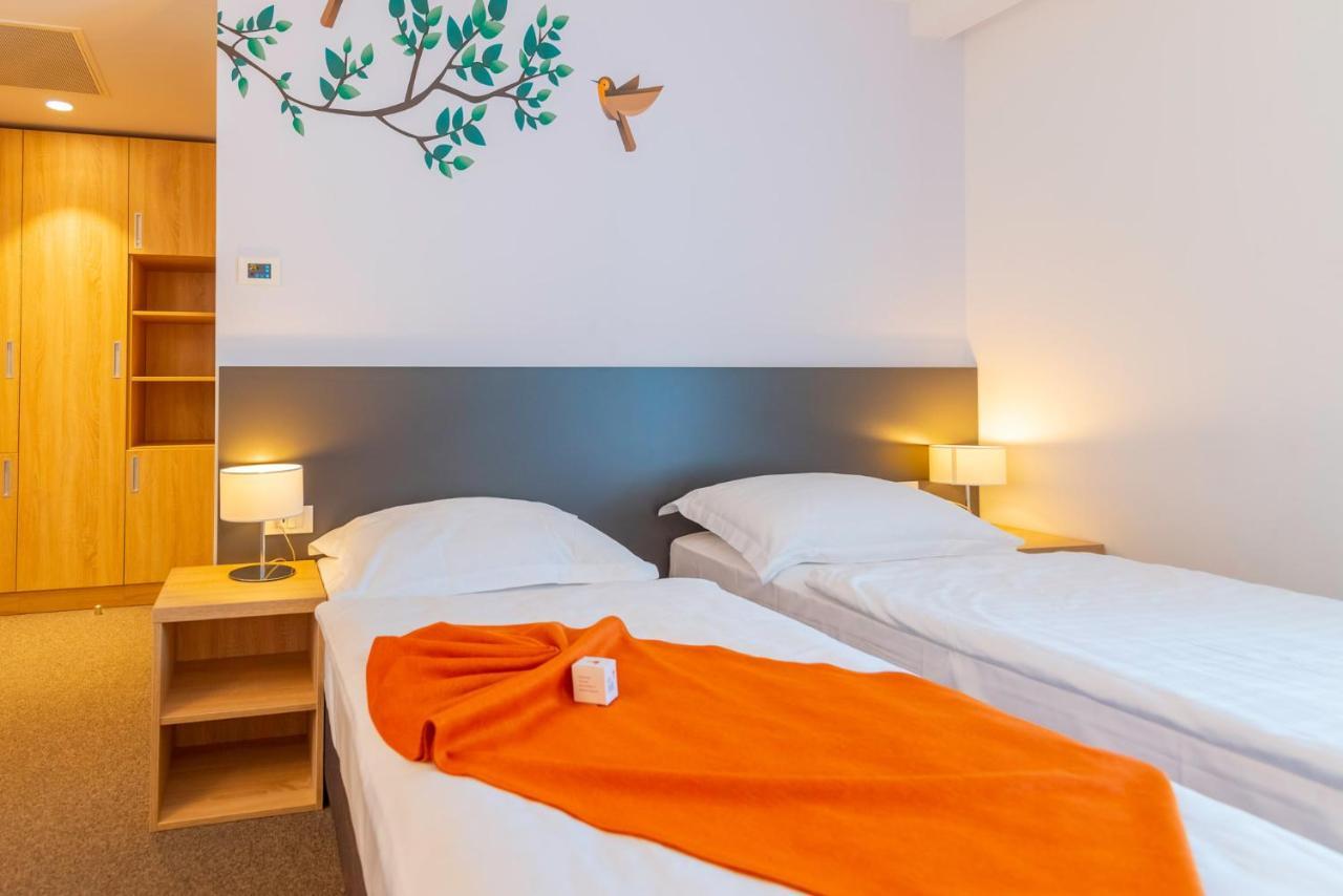 Hotel Park Superior 3* Cakovec Ngoại thất bức ảnh