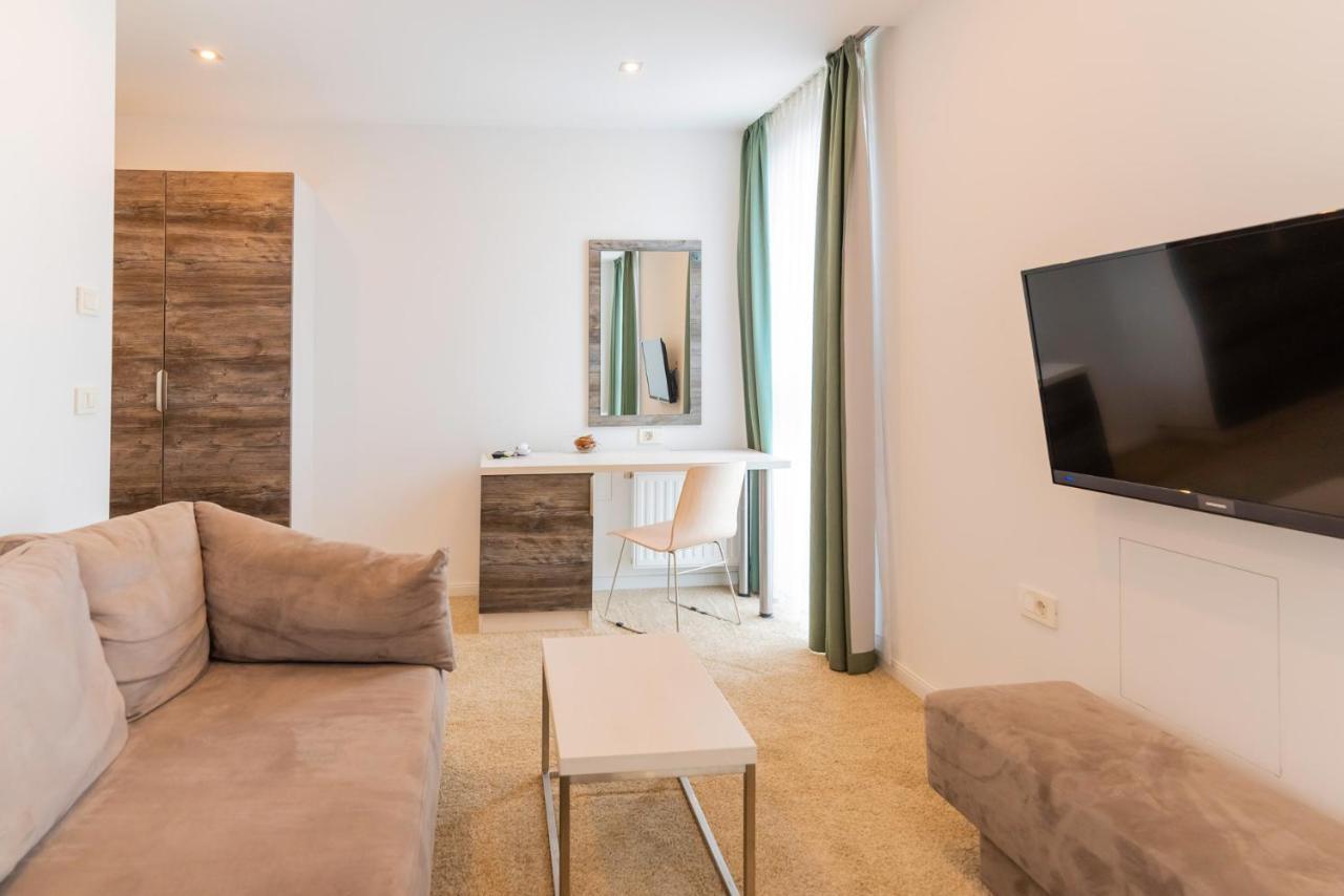 Hotel Park Superior 3* Cakovec Ngoại thất bức ảnh